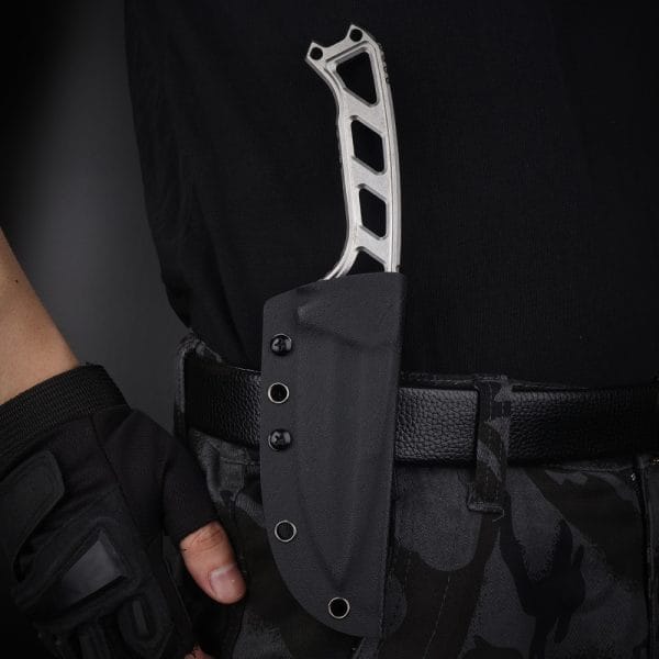 סכין קומנדו להב קבוע דגם Stout תוצרת WithArmour - מוצג לדוגמא